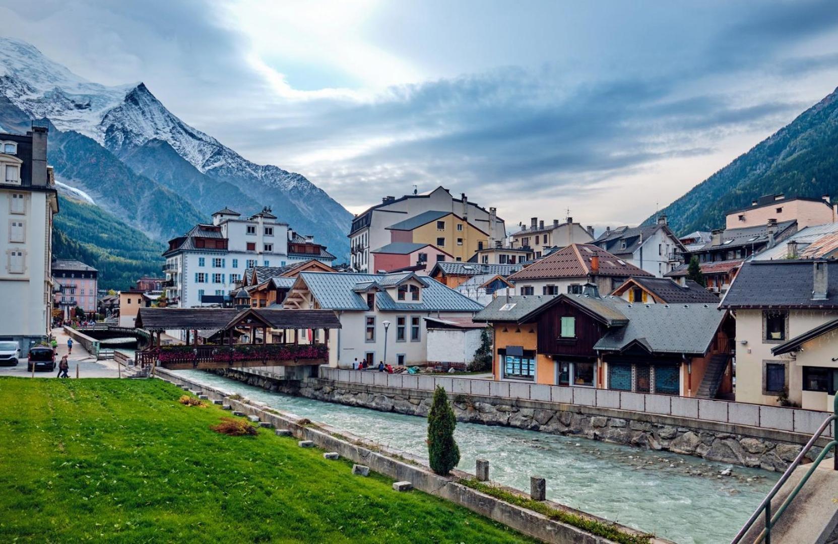 Apartment Aiglons - Central Chamonix Mountain Haven מראה חיצוני תמונה