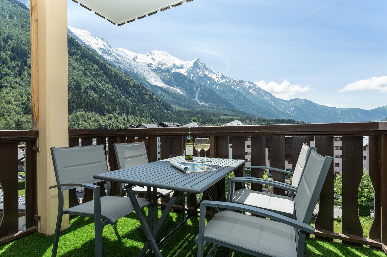 Apartment Aiglons - Central Chamonix Mountain Haven מראה חיצוני תמונה